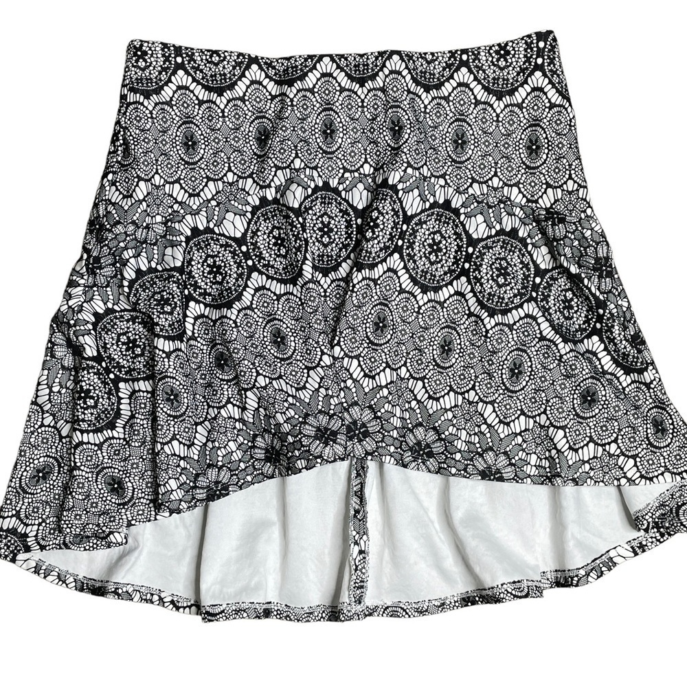 Torrid black and white lace high low mini skirt 0